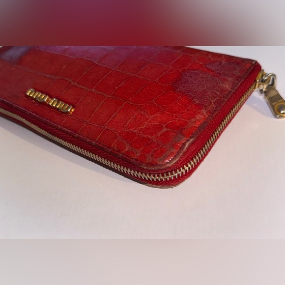 MIU MIU ZIPPY WALLET - Picture 6 of 15